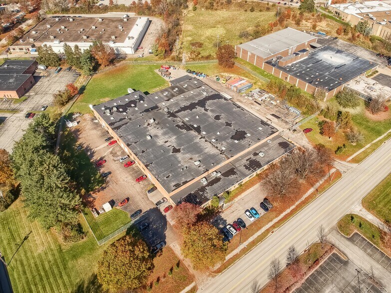 More Photos Of 150 Gamma Dr, Pittsburgh Light Manufacturing For Lease