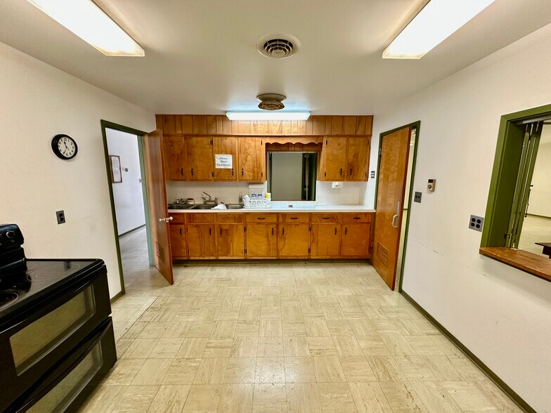 More Photos Of 18811 Oldtown SE rd, Oldtown Religious Facility For Sale