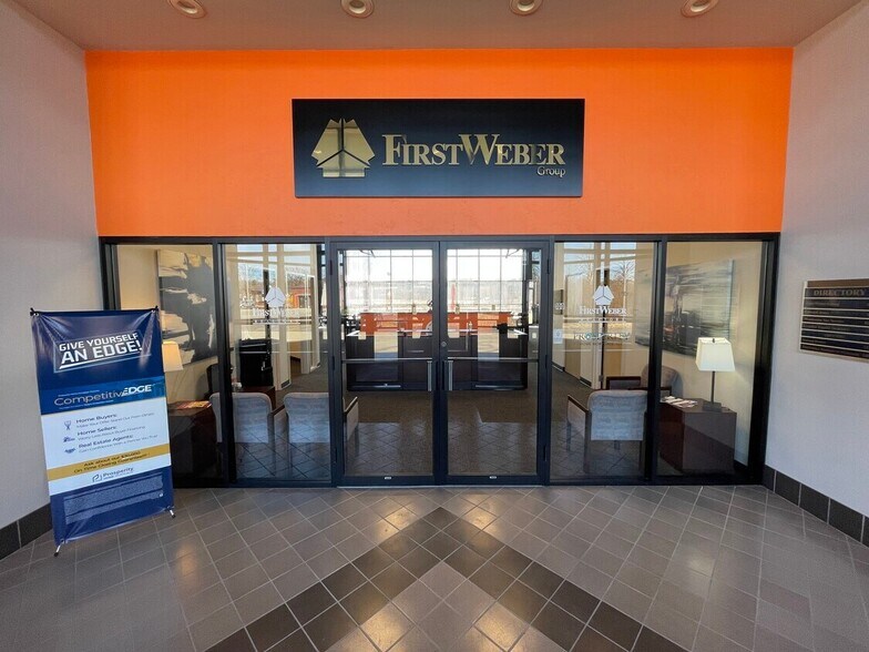 More Photos Of 1507 E Sunset Dr, Waukesha Medical For Lease