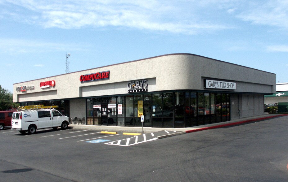 More Photos Of 1201-1605 SE Everett Mall Way, Everett Freestanding For Sale