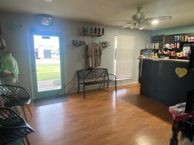 More Photos Of 1915 Center St, Deer Park Freestanding For Sale