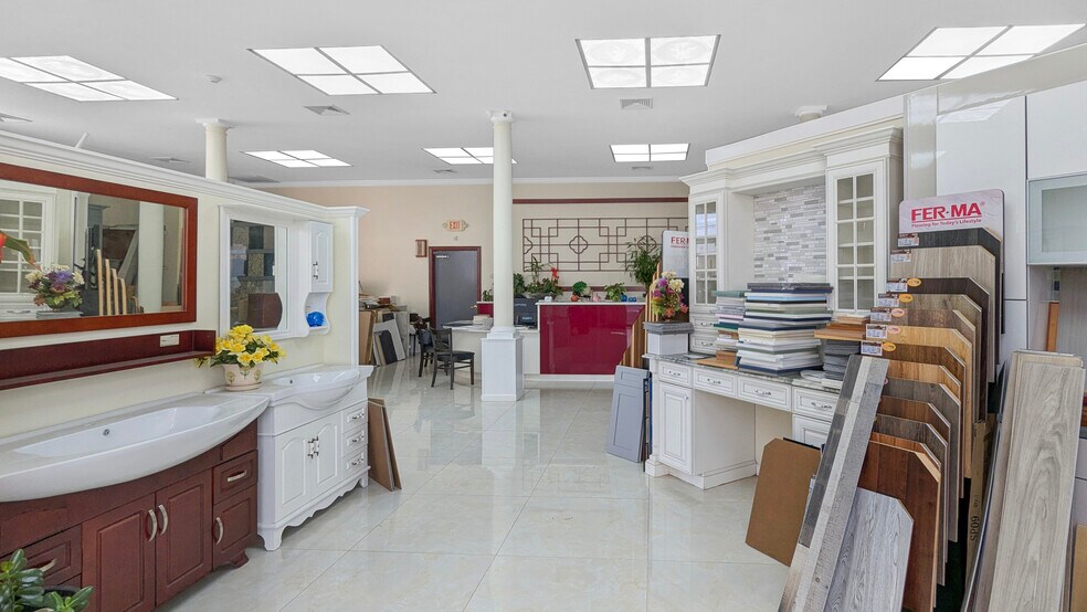 More Photos Of 454-460 W Union Ave, Bound Brook Freestanding For Lease