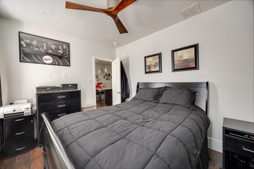 More Photos Of 806 Haddon Ave, Collingswood Storefront Retail Residential For Sale