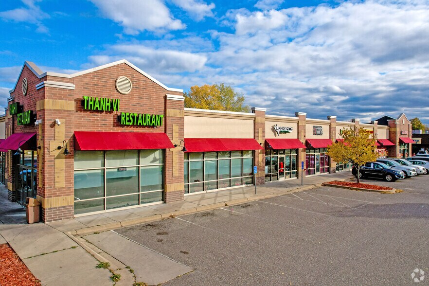 More Photos Of 8450-8470 Xerxes Ave N, Brooklyn Park General Retail For Lease