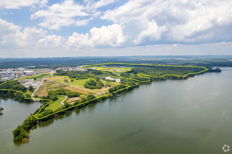 More Photos Of 1002 Industrial Dr, Old Hickory Land For Lease