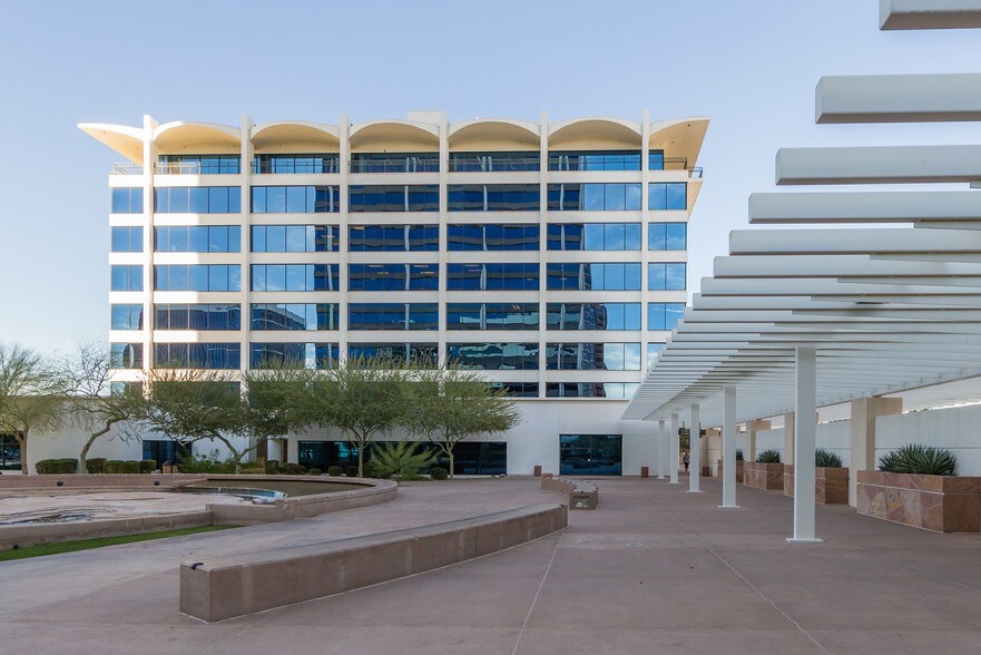 More Photos Of 3033 N Central Ave, Phoenix Office For Sale