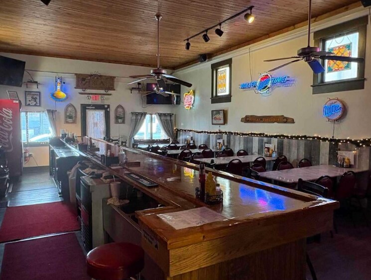 More Photos Of 113 E Washington St, New Madison Bar For Sale