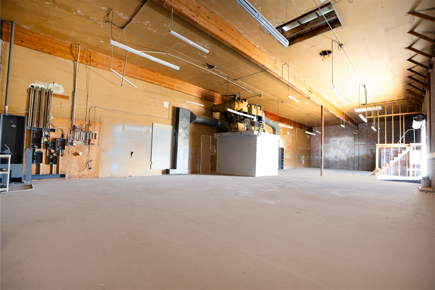 More Photos Of 733 Broadway, Chula Vista Storefront For Sale