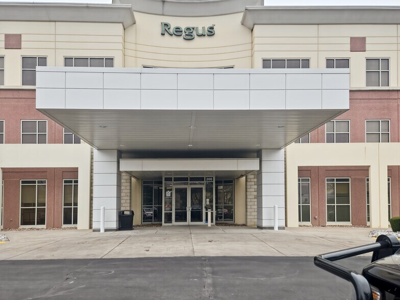 More Photos Of 200 NE Missouri Rd, Lee's Summit Coworking Space