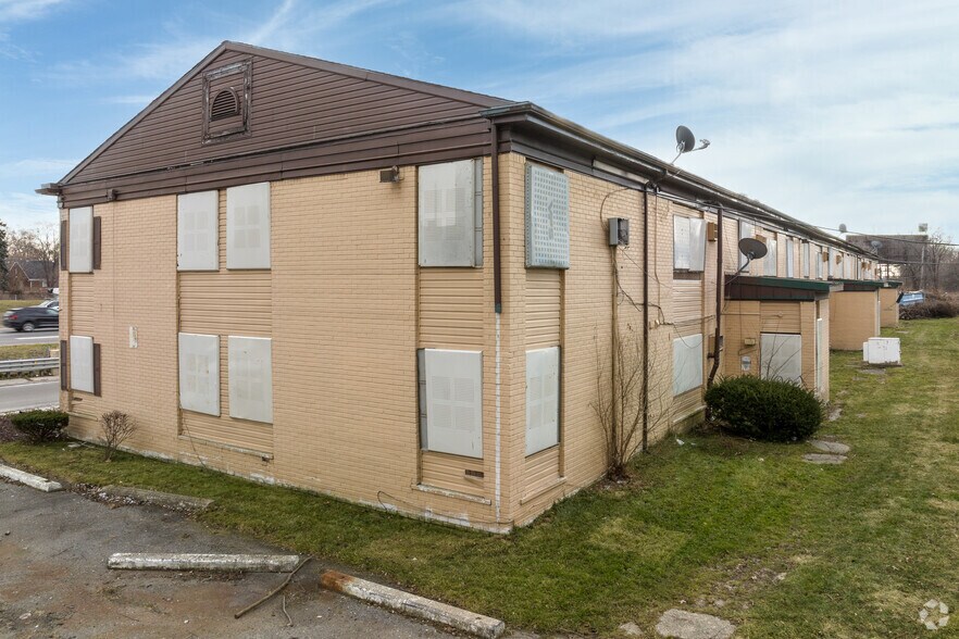 More Photos Of 9001 Southfield Fwy, Detroit Apartments For Sale