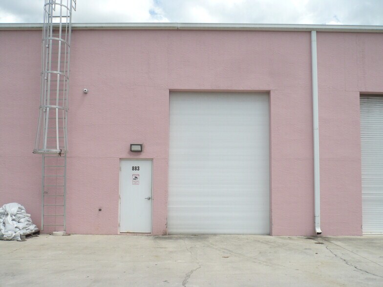 More Photos Of 801-893 Kings Hwy, Fort Pierce Light Manufacturing For Lease
