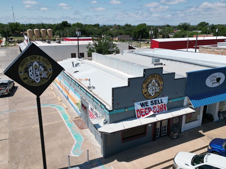 Primary Photo Of 103 Main st, Bronte General Retail For Sale