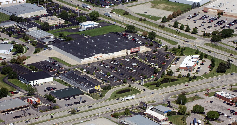 More Photos Of 3023 Milton Ave, Janesville Freestanding For Lease