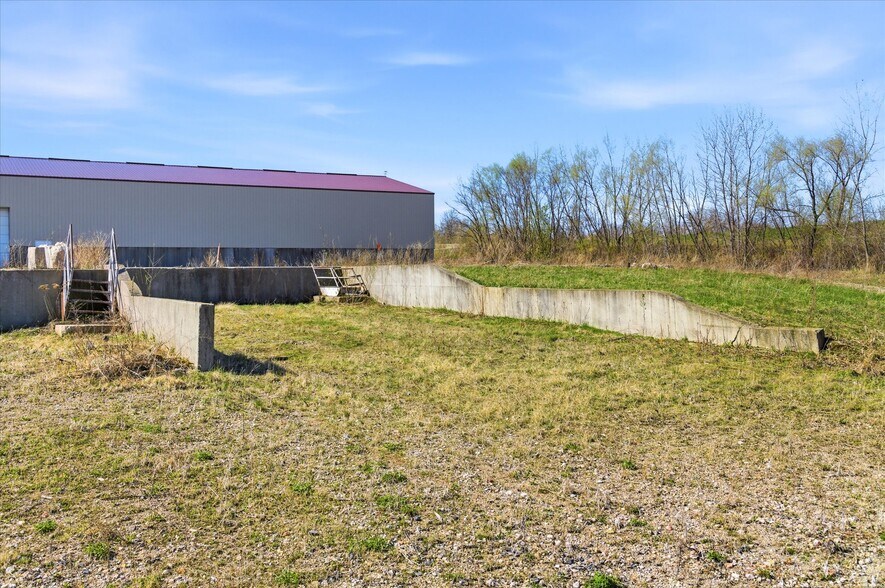 More Photos Of 24104 755th Ave, Albert Lea Warehouse For Sale