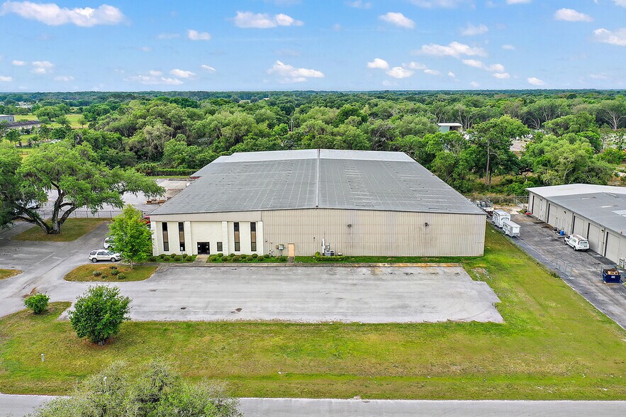 More Photos Of 3601 Parkway Blvd, Leesburg Distribution For Lease