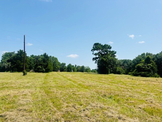 More Photos Of 16963 Interstate 45 N, Willis Land For Sale