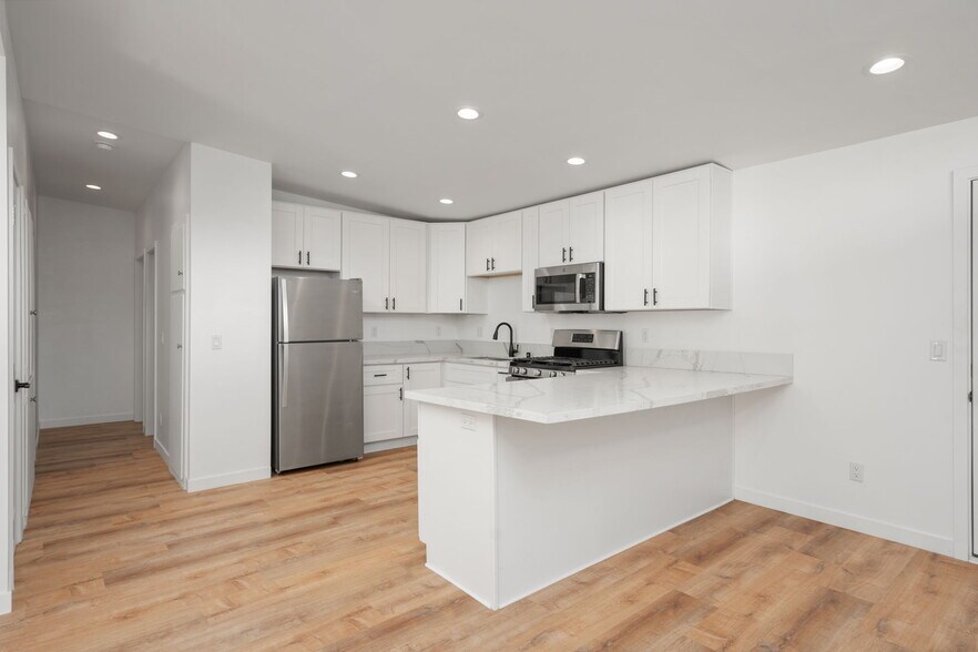 More Photos Of 4161 Clairemont Mesa Blvd, San Diego Apartments For Sale