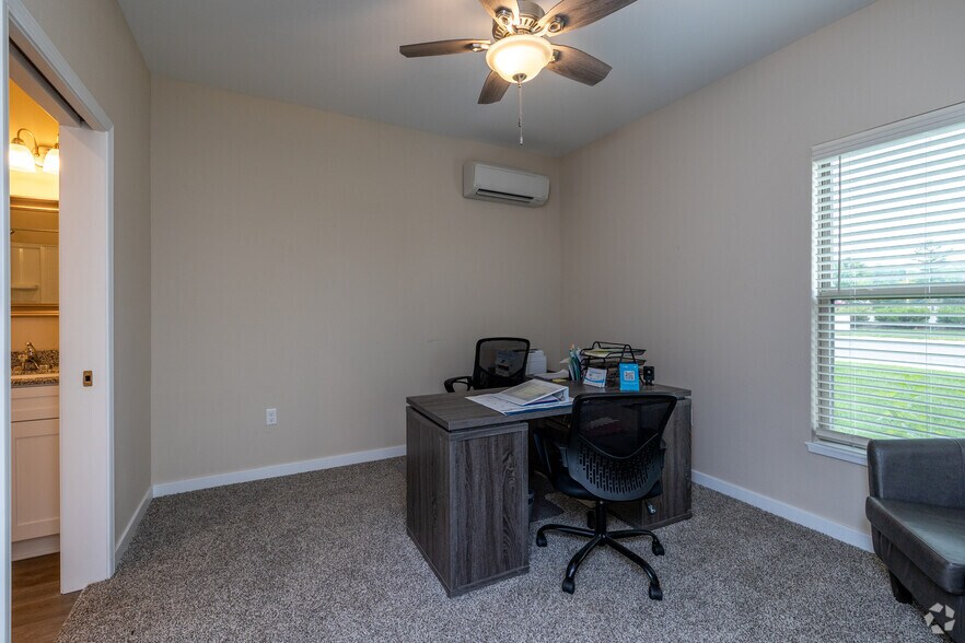 More Photos Of 13399 Charlotte St, Kansas City Apartments For Sale