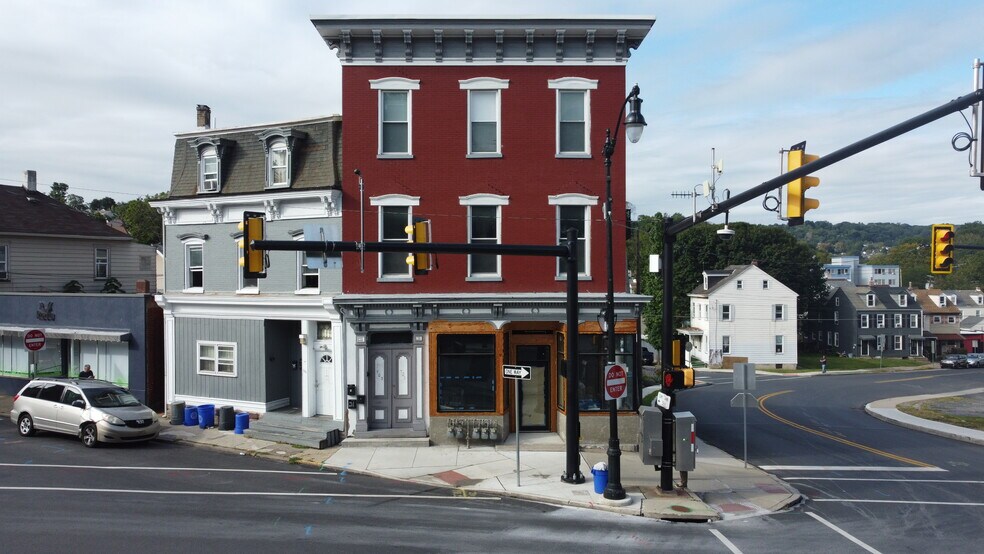 Primary Photo Of 701 Northampton St, Easton General Retail For Sale
