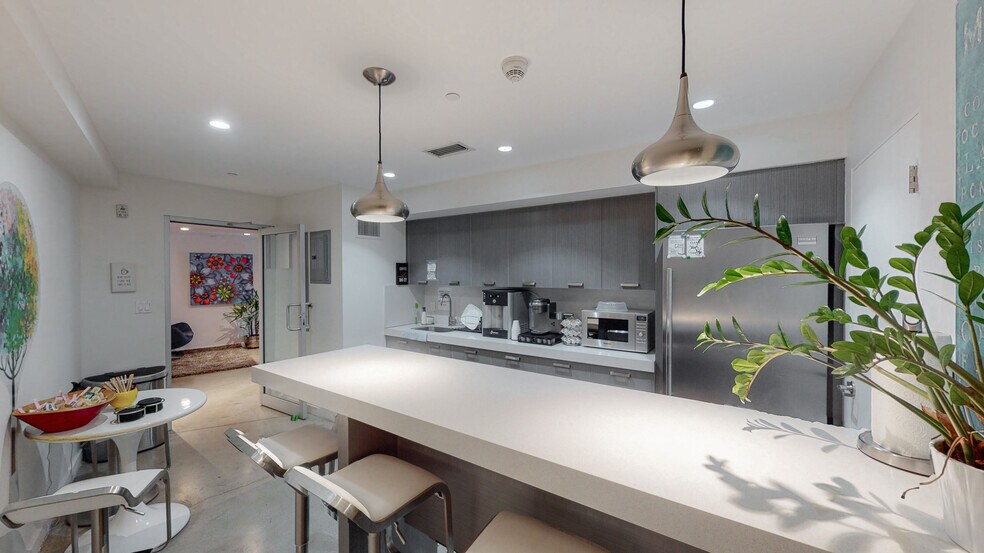 More Photos Of 350 S Miami Ave, Miami Apartments For Sale