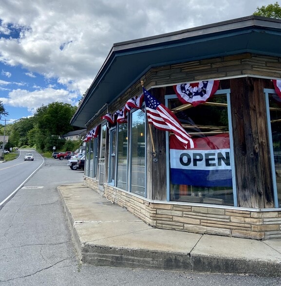 More Photos Of 2977 Vt Route 100, Jacksonville Restaurant For Lease