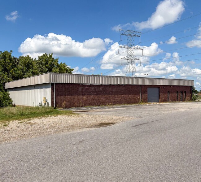 More Photos Of 4581 Commerce Ave, High Ridge Warehouse For Sale