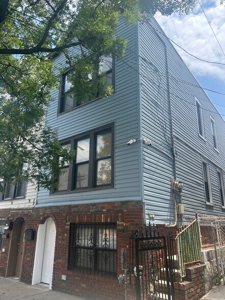 More Photos Of 9728 Flatlands Ave, Brooklyn Apartments For Sale