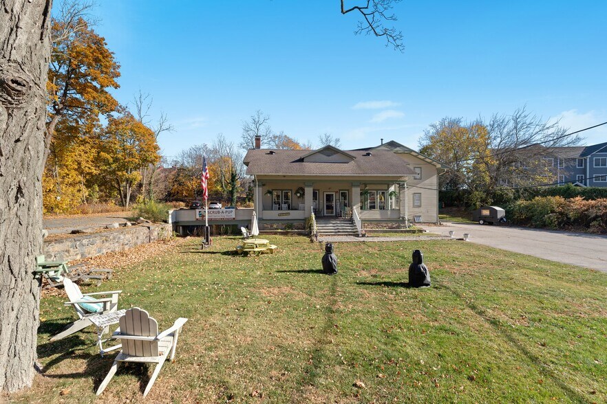 More Photos Of 4372 Post Rd, East Greenwich Office Residential For Sale