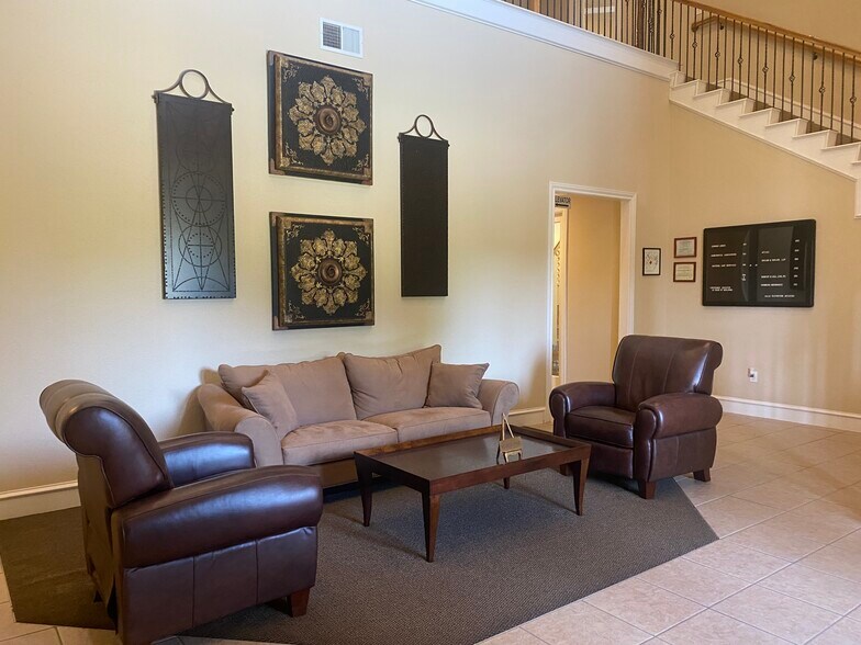 More Photos Of 2200 Pool Rd, Grapevine Office For Lease