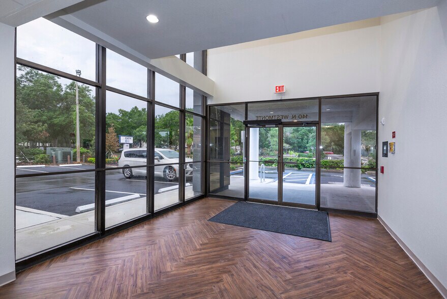 More Photos Of 140 N Westmonte Dr, Altamonte Springs Medical For Sale