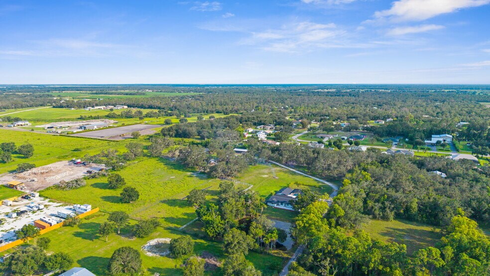 More Photos Of 22226 Sr 64, Bradenton Specialty For Sale