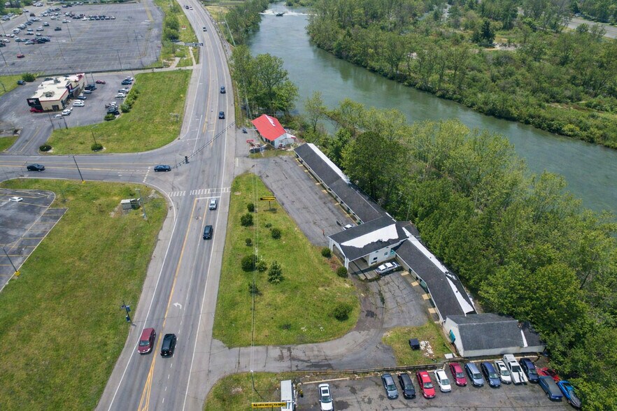 More Photos Of 5059 State Highway 23, Oneonta Hotel For Sale