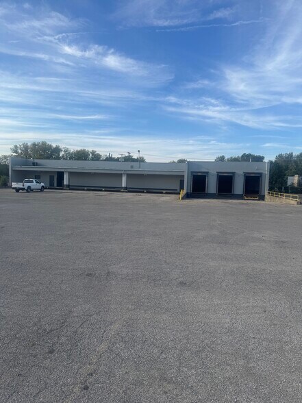 Primary Photo Of 1610 Stanley Ave, Dayton Food Processing For Lease