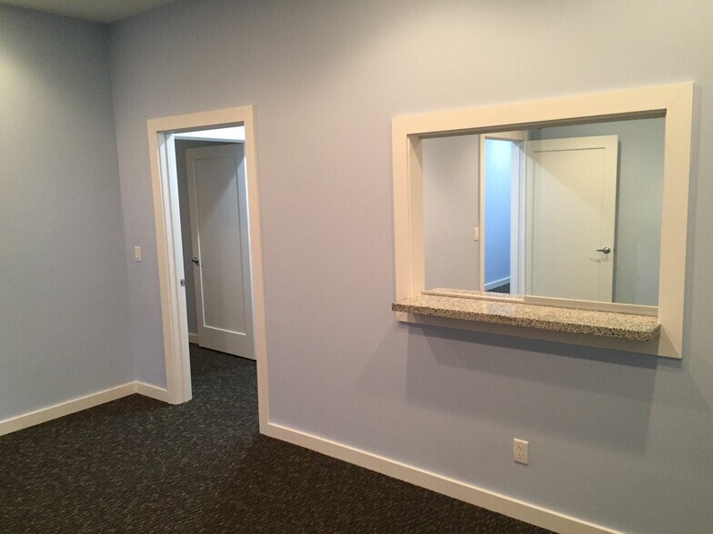 More Photos Of 10887 N Military Trl, Palm Beach Gardens Medical For Lease