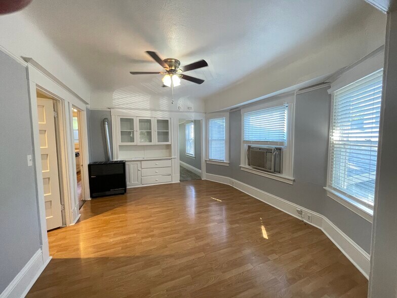 More Photos Of 620 14th St, Sacramento Apartments For Sale