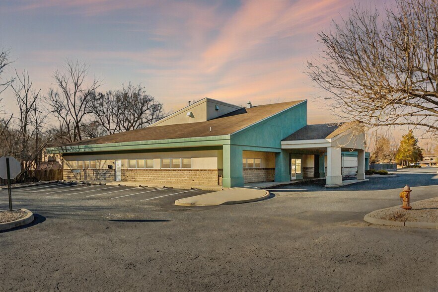 More Photos Of 1133 E Chestnut Ave, Vineland Office For Sale