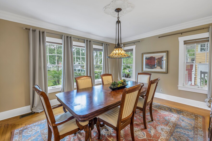 More Photos Of 635 Bay St NE, Saint Petersburg Hospitality For Sale