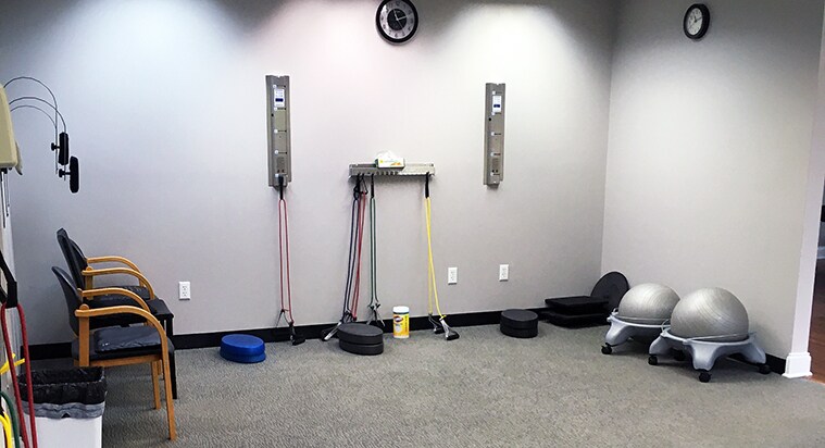 More Photos Of 7020 Cold Harbor Rd, Mechanicsville Office Residential For Sale