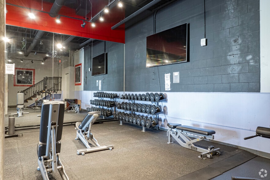 More Photos Of 1235 11th Ave SW, Calgary Apartments For Lease