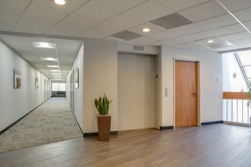 More Photos Of 10225 Austin Dr, Spring Valley Medical For Lease