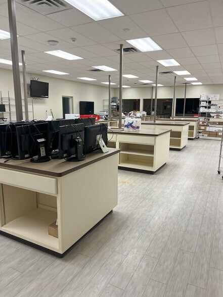 Primary Photo Of 123 Brubaker Rd, Brockway Flex For Lease