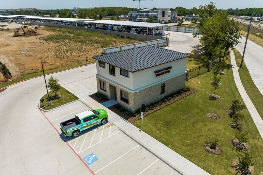 More Photos Of 801 S Railroad St, Lewisville Self Storage For Lease