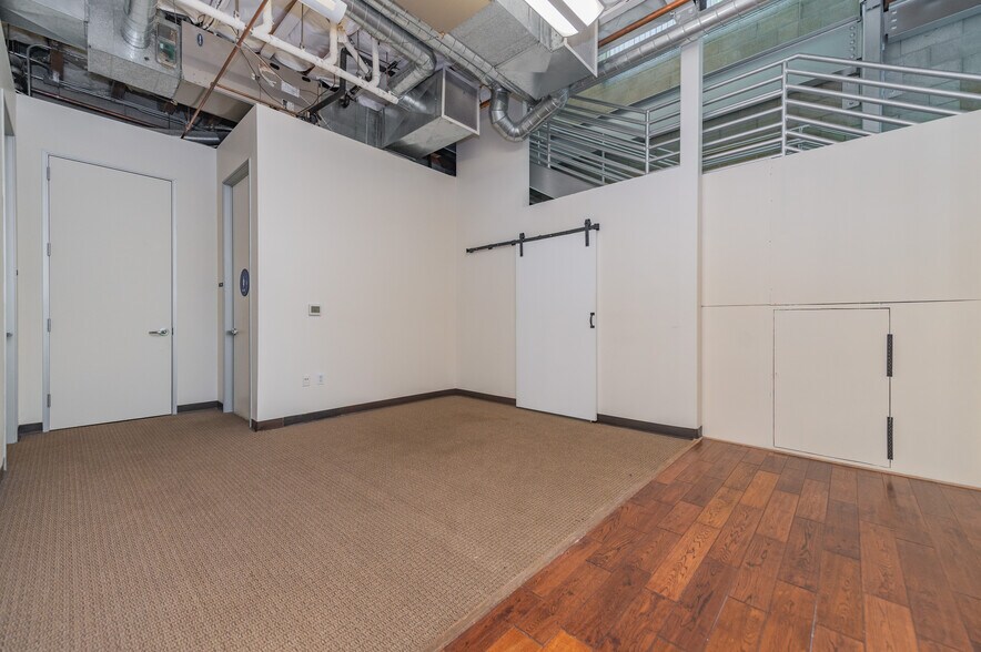 More Photos Of 8925 Research Dr, Irvine Office For Sale