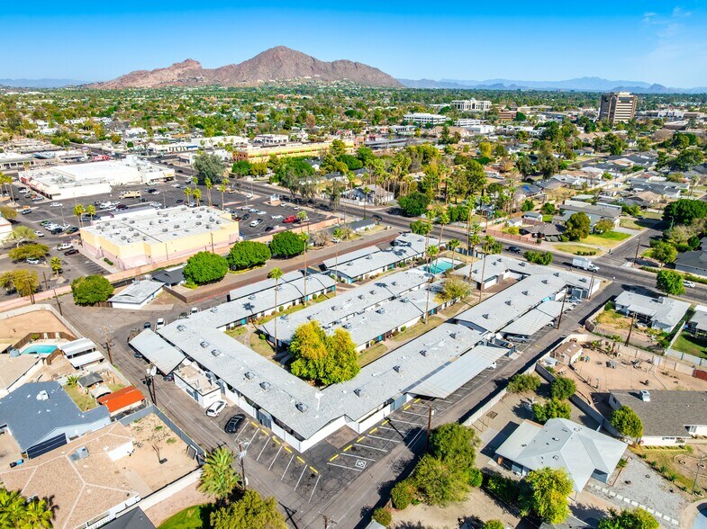 More Photos Of 2620 N 40th St, Phoenix Apartments For Sale