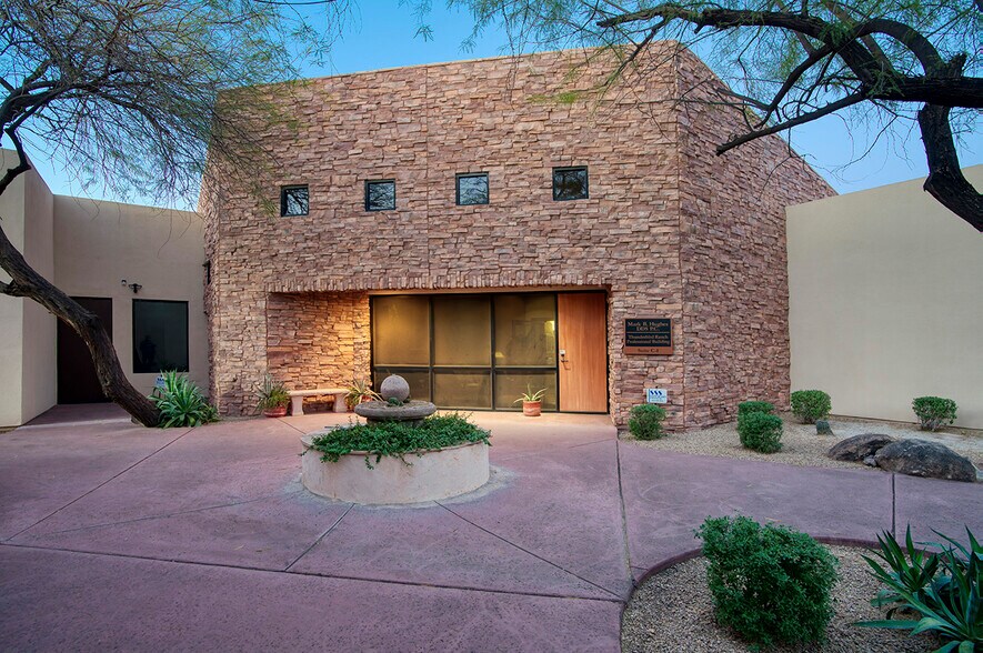 More Photos Of 6591 W Thunderbird Rd, Glendale Medical For Lease