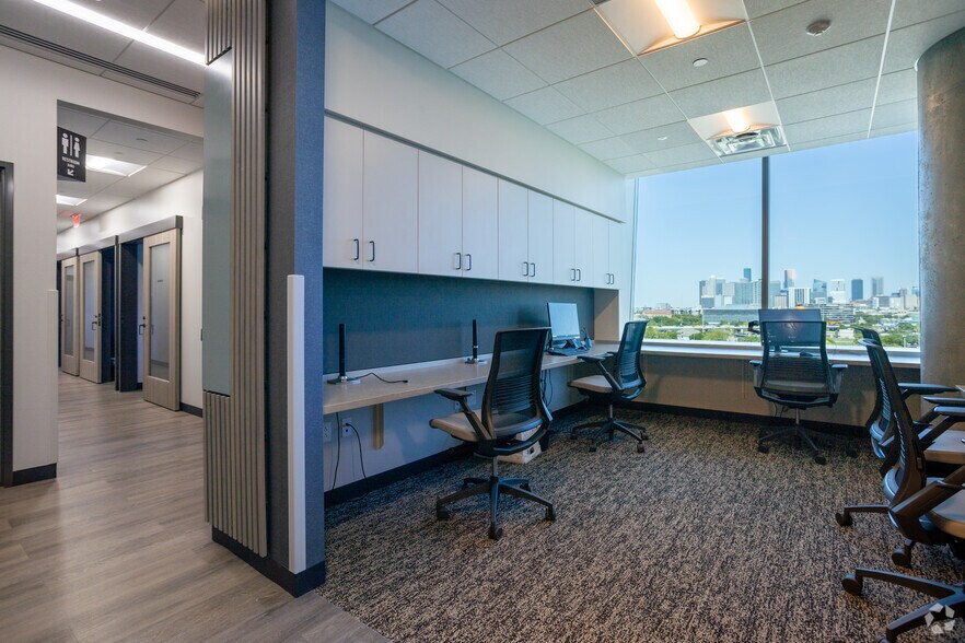 More Photos Of 5115 Fannin St, Houston Medical For Lease