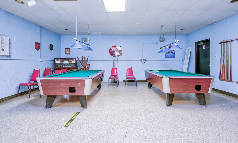 More Photos Of 10 Pythian Dr, Edgewater Lodge Meeting Hall For Sale