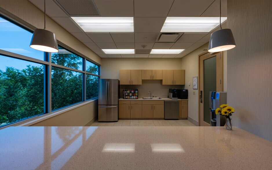 More Photos Of 6744 S Howell Ave, Oak Creek Office For Sale