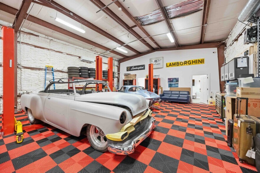 More Photos Of 180 Artists Ave, Englewood Warehouse For Sale