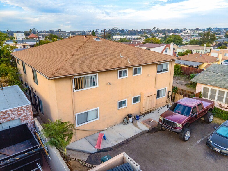 Primary Photo Of 1121 E 6th St, National City Apartments For Sale